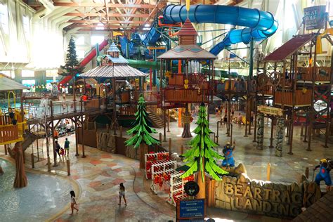 Greatwolf lodge - From lunch to towels and more, all your water park needs are covered in this bundle deal. Best For: family, adults, children. From. $89.99. per package. Access to our water park is always included in your stay! Explore slides, rides and all the park has to offer at Great Wolf Lodge in Wisconsin Dells, WI!